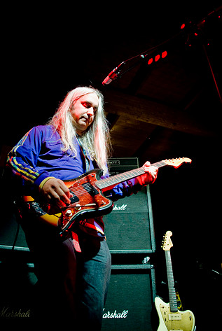 2007-07-28 - Dinosaur Jr från Emmabodafestivalen, Emmaboda