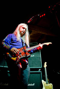 2007-07-28 - Dinosaur Jr från Emmabodafestivalen, Emmaboda