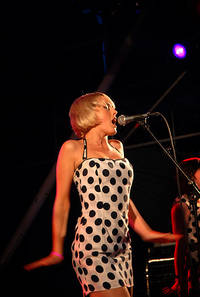 2007-07-28 - The Pipettes från Storsjöyran, Östersund
