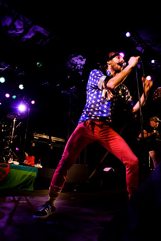 2007-07-25 - Gogol Bordello från Storsjöyran, Östersund