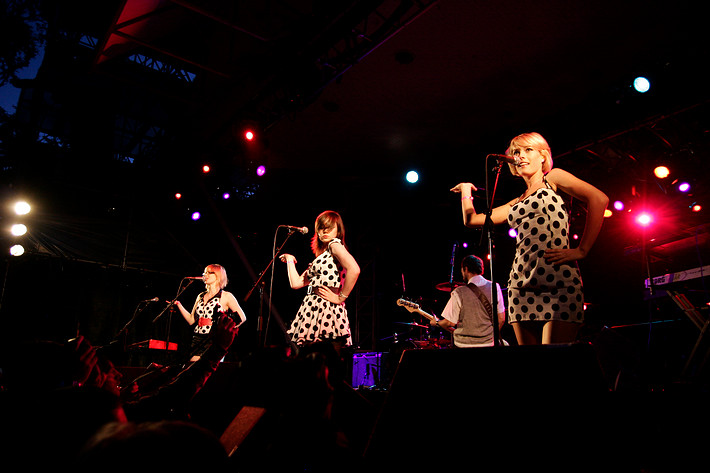 2007-07-28 - The Pipettes från Storsjöyran, Östersund