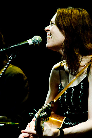 2007-07-31 - Gillian Welch från Chinateatern, Stockholm