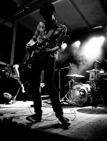 2007-07-25 - Help She Cant Swim från Emmabodafestivalen, Emmaboda