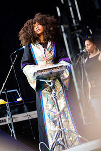2007-08-11 - Erykah Badu från Way Out West, Göteborg