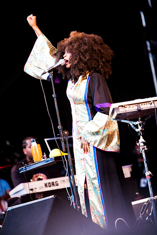 2007-08-11 - Erykah Badu från Way Out West, Göteborg
