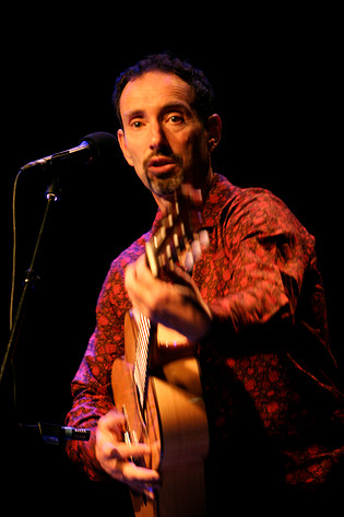 2007-10-04 - Jonathan Richman från Trädgår'n, Göteborg