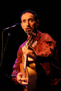 2007-10-04 - Jonathan Richman från Trädgår'n, Göteborg