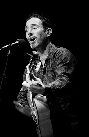 2007-10-04 - Jonathan Richman från Trädgår'n, Göteborg