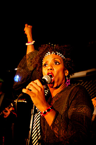 2007-10-26 - Val & The Bitches från Rookiefestivalen, Hultsfred
