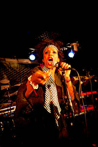 2007-10-26 - Val & The Bitches från Rookiefestivalen, Hultsfred