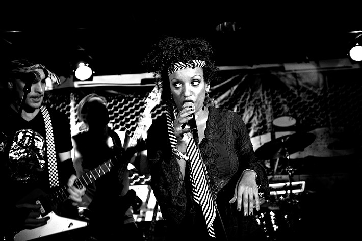2007-10-26 - Val & The Bitches från Rookiefestivalen, Hultsfred