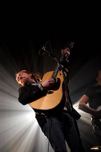 2007-11-01 - Lars Winnerbäck från Agnebergshallen, Uddevalla
