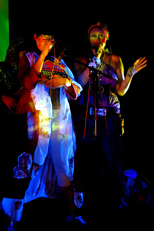 2007-11-11 - CocoRosie från Debaser Medis, Stockholm