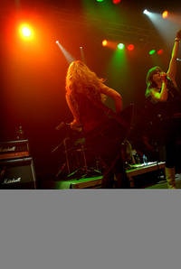 2007-11-13 - The Donnas från Debaser Medis, Stockholm