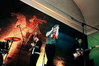 2007-11-23 - Cats on Fire från 2h+k Vanha Ylioppilastalo, Helsinki