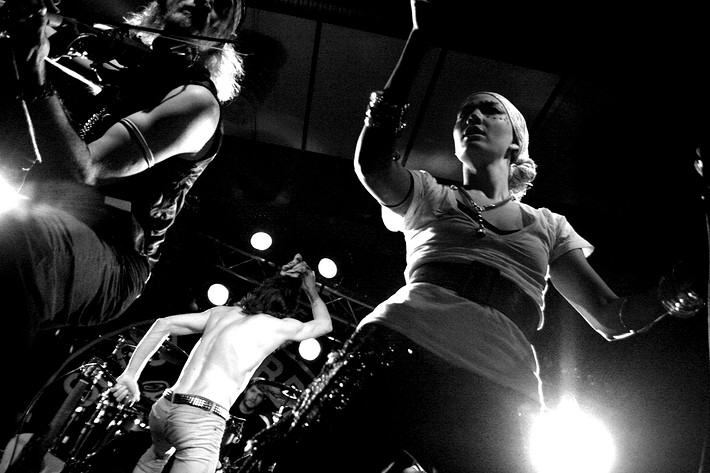 2007-11-29 - Gogol Bordello från Chalmers, Göteborg