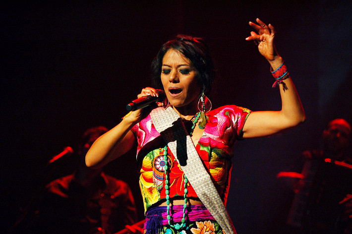 2007-11-30 - Lila Downs från Södra Teatern, Stockholm