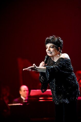 2007-12-06 - Liza Minnelli från Hovet, Stockholm