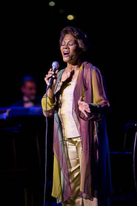 2007-12-12 - Dionne Warwick från Konserthuset, Stockholm