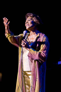 2007-12-12 - Dionne Warwick från Konserthuset, Stockholm