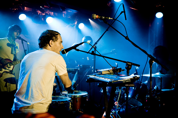 2007-12-13 - Caribou från Debaser Slussen, Stockholm
