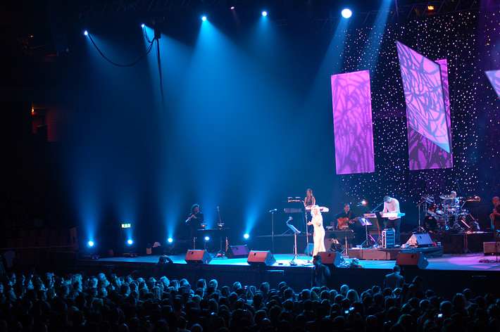 2007-12-26 - Googoosh från Globen, Stockholm