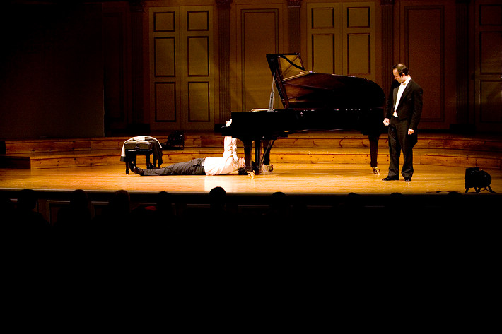 2008-01-27 - Igudesmann & Joo från Nybrokajen 11, Stockholm