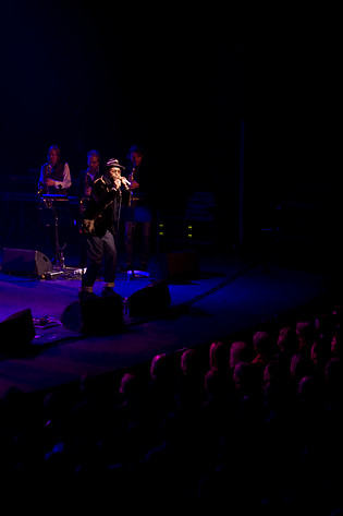 2008-02-04 - An Evening with the Music of John Lennon från Cirkus, Stockholm