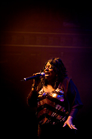 2008-02-05 - Angie Stone från Berns, Stockholm