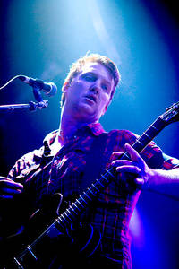 2008-02-24 - Queens Of The Stone Age från Annexet, Stockholm