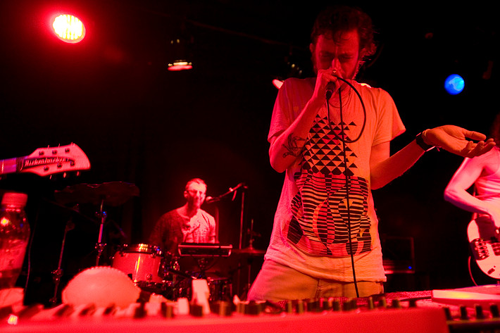 2008-02-26 - Yeasayer från Pustervik, Göteborg