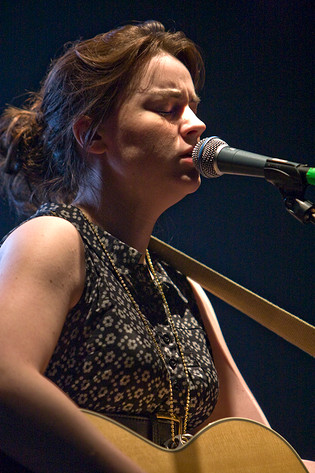 2008-03-16 - Amy Macdonald från Södra Teatern, Stockholm