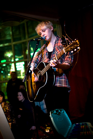 2008-03-26 - Laura Marling från Debaser Slussen, Stockholm