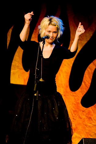 2008-04-10 - Hellsongs från Katalin, Uppsala