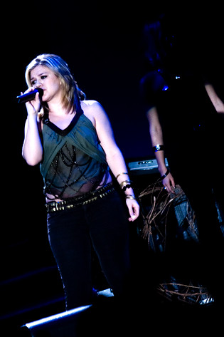 2008-04-11 - Kelly Clarkson från Annexet, Stockholm