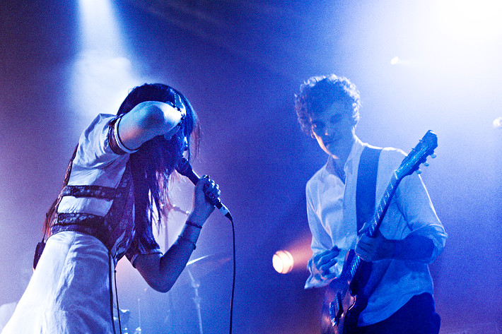 2008-04-13 - Blonde Redhead från Debaser Medis, Stockholm
