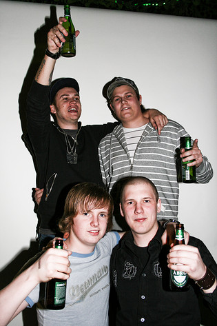 2008-04-19 - Rockfotostudion från Metropol, Hultsfred