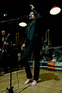 2008-04-27 - Einstürzende Neubauten från Berns, Stockholm
