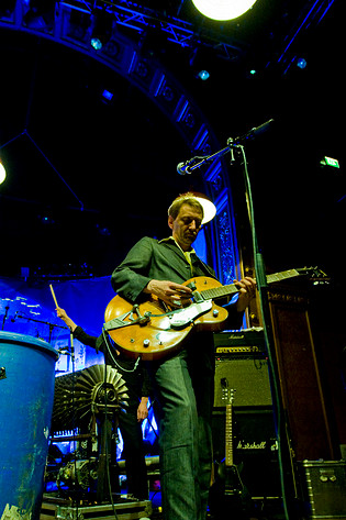 2008-04-27 - Einstürzende Neubauten från Berns, Stockholm