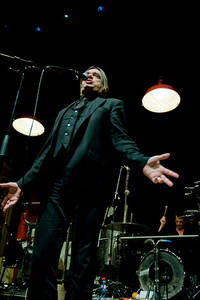2008-04-27 - Einstürzende Neubauten från Berns, Stockholm