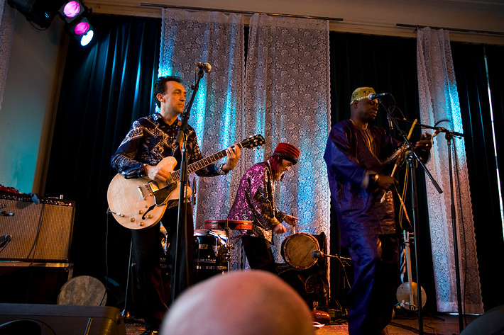 2008-05-01 - Justin Adams & Juldeh Camara från Södra Teatern, Stockholm