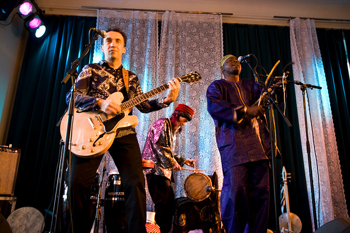 2008-05-01 - Justin Adams & Juldeh Camara från Södra Teatern, Stockholm
