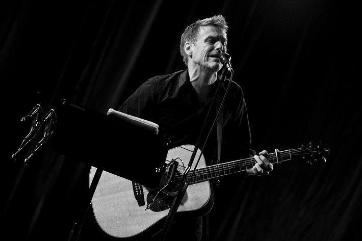2008-06-03 - Bryan Adams från Scalateatern, Stockholm