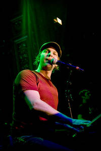 2008-06-04 - Gavin DeGraw från Berns, Stockholm