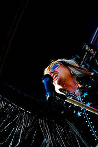2008-06-06 - The Poodles från Sweden Rock Festival, Sölvesborg