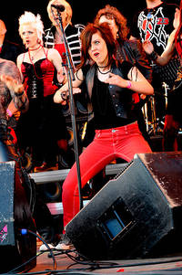 2008-06-06 - Team Cans från Sweden Rock Festival, Sölvesborg