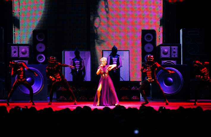 2008-06-11 - Kylie Minogue från Globen, Stockholm