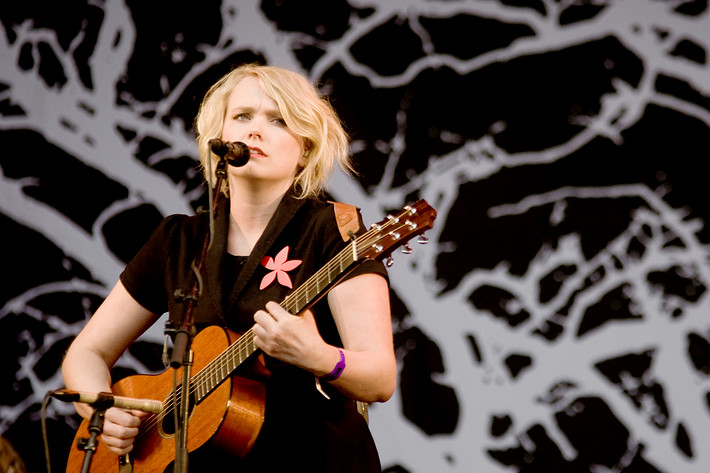 2008-06-14 - Ane Brun från Hultsfredsfestivalen, Hultsfred