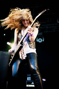 2008-06-14 - The Donnas från Hultsfredsfestivalen, Hultsfred