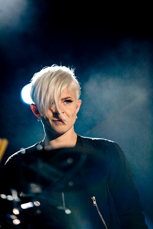 2008-06-14 - Robyn från Hultsfredsfestivalen, Hultsfred